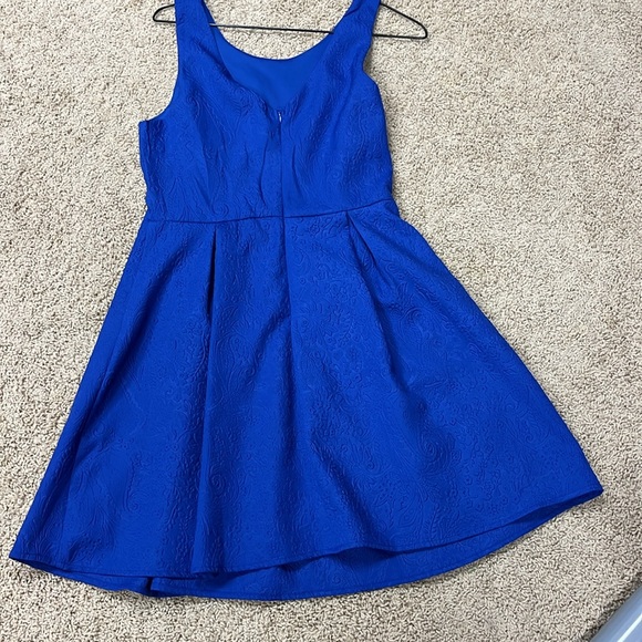 Blue patterned mini dress size M - Picture 2 of 4